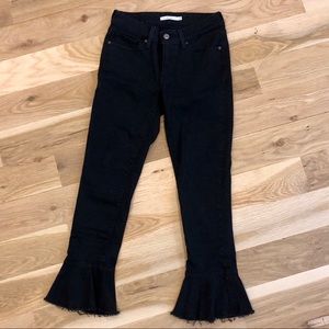 Black Levi’s 25 tapered mini flare ankle jean